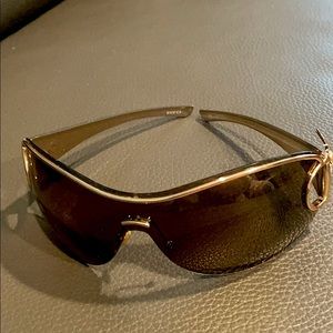 Authentic GUCCI sunglasses